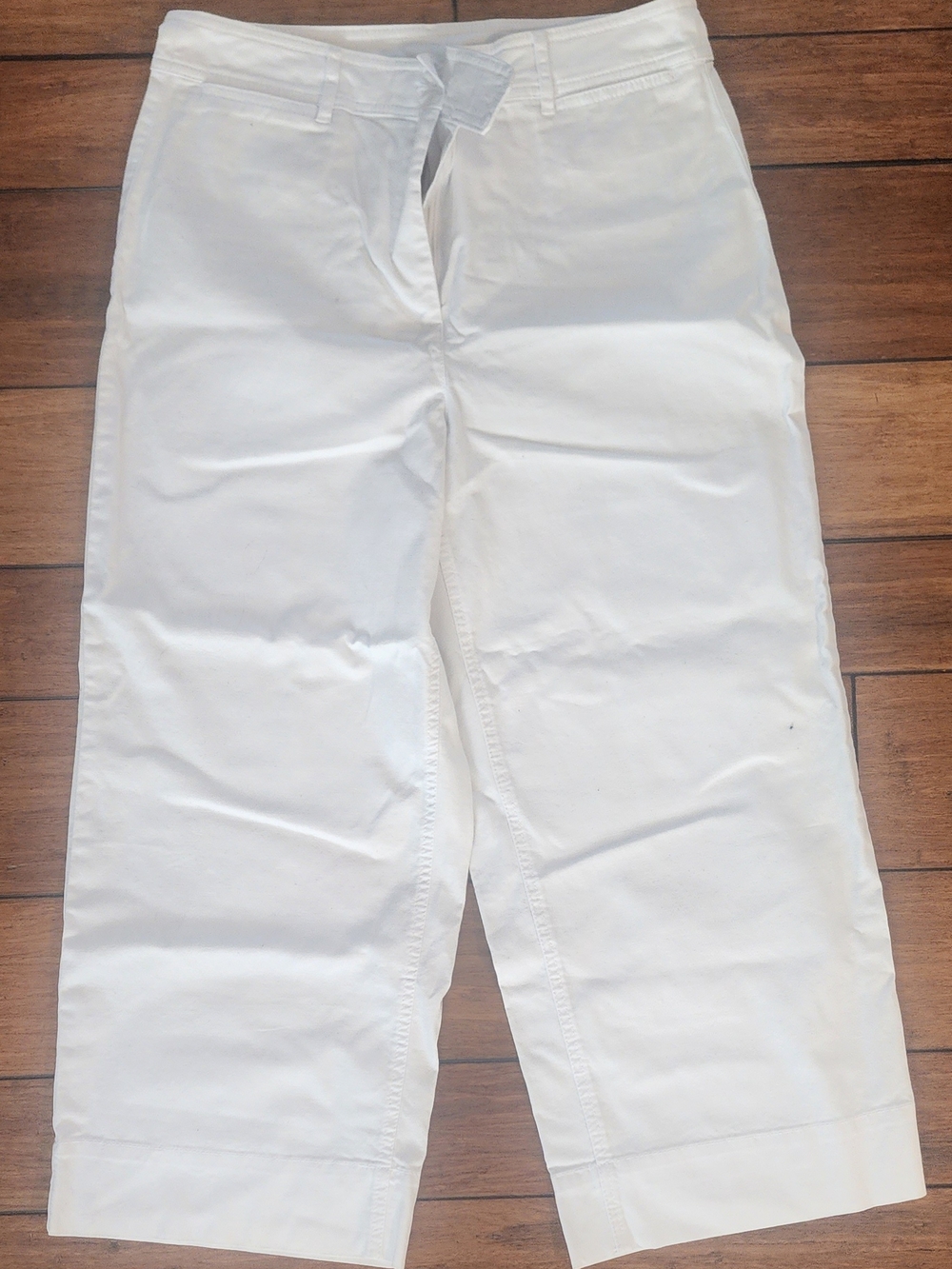 Talbots Women's White Classic Cotton Pants Siz 10 Capri